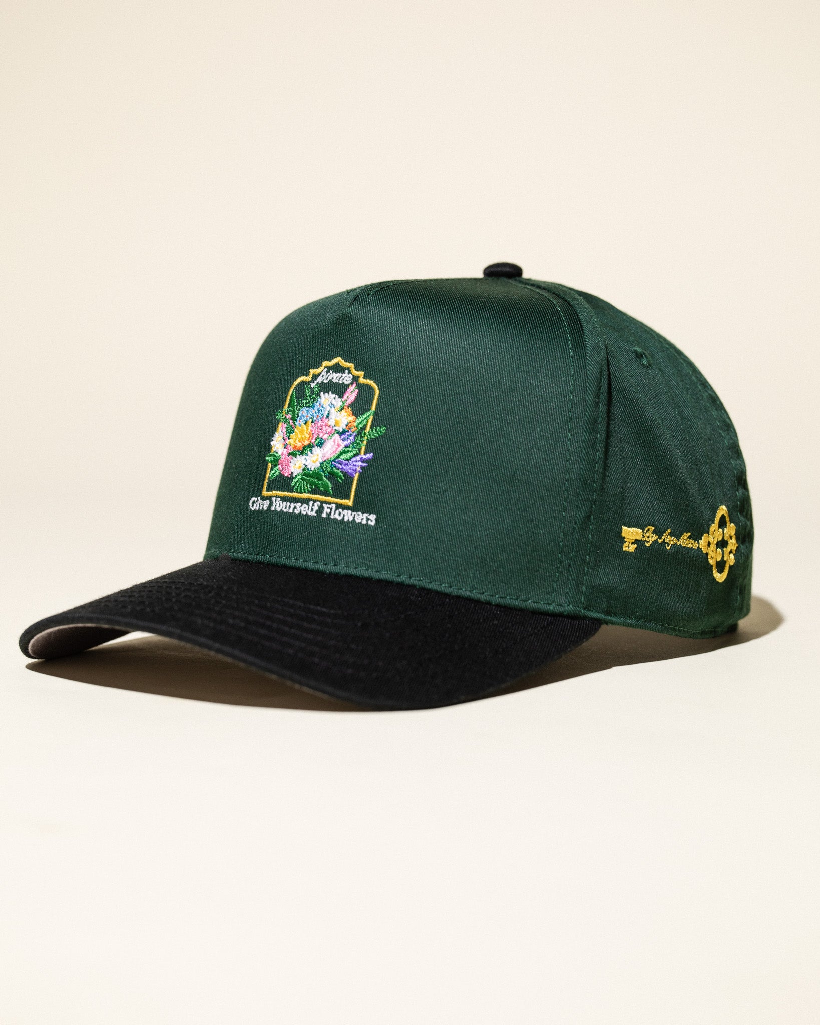 Pirate Give Yourself Flowers Hat (Emerald Green/Black)