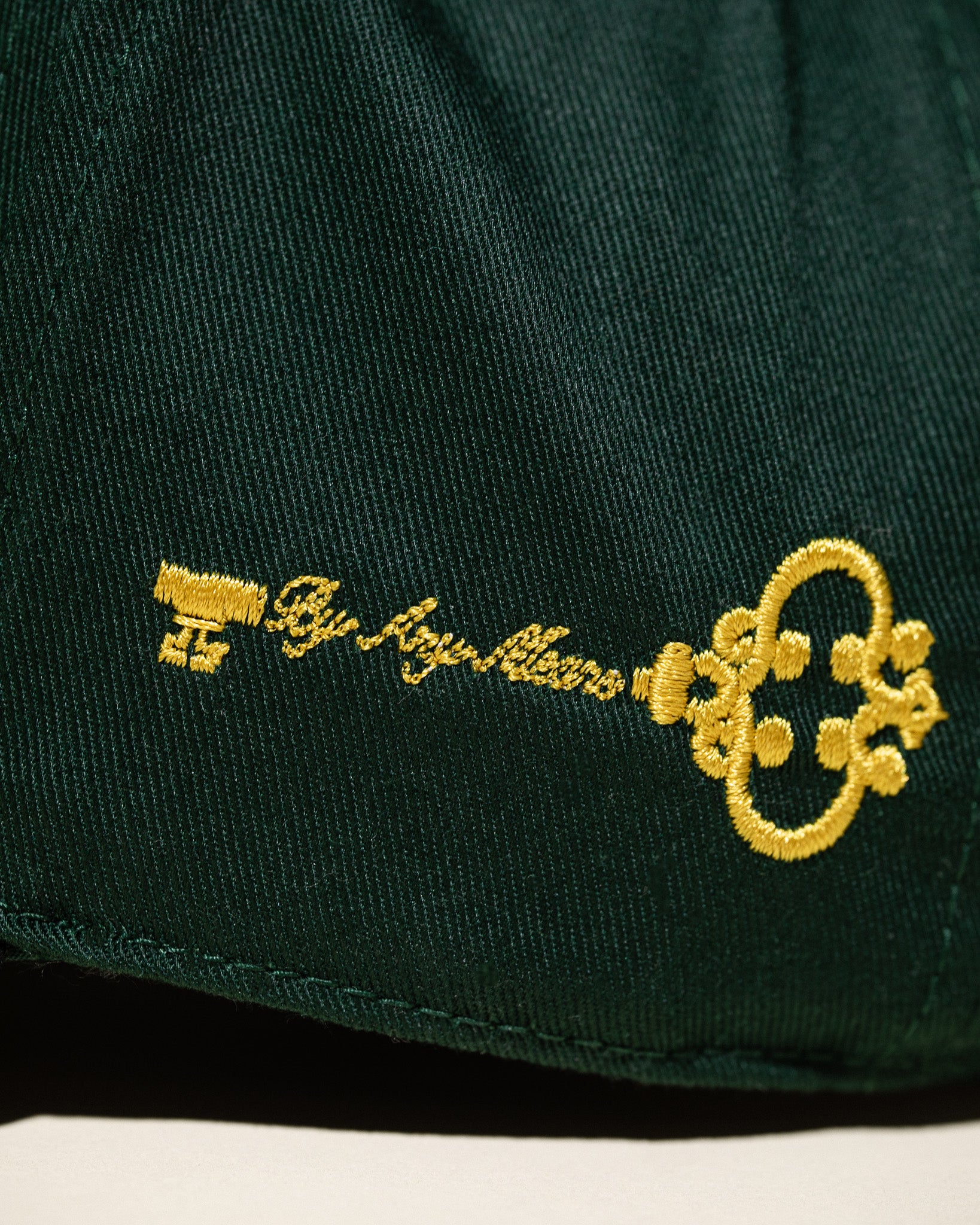 Pirate Give Yourself Flowers Hat (Emerald Green/Black)