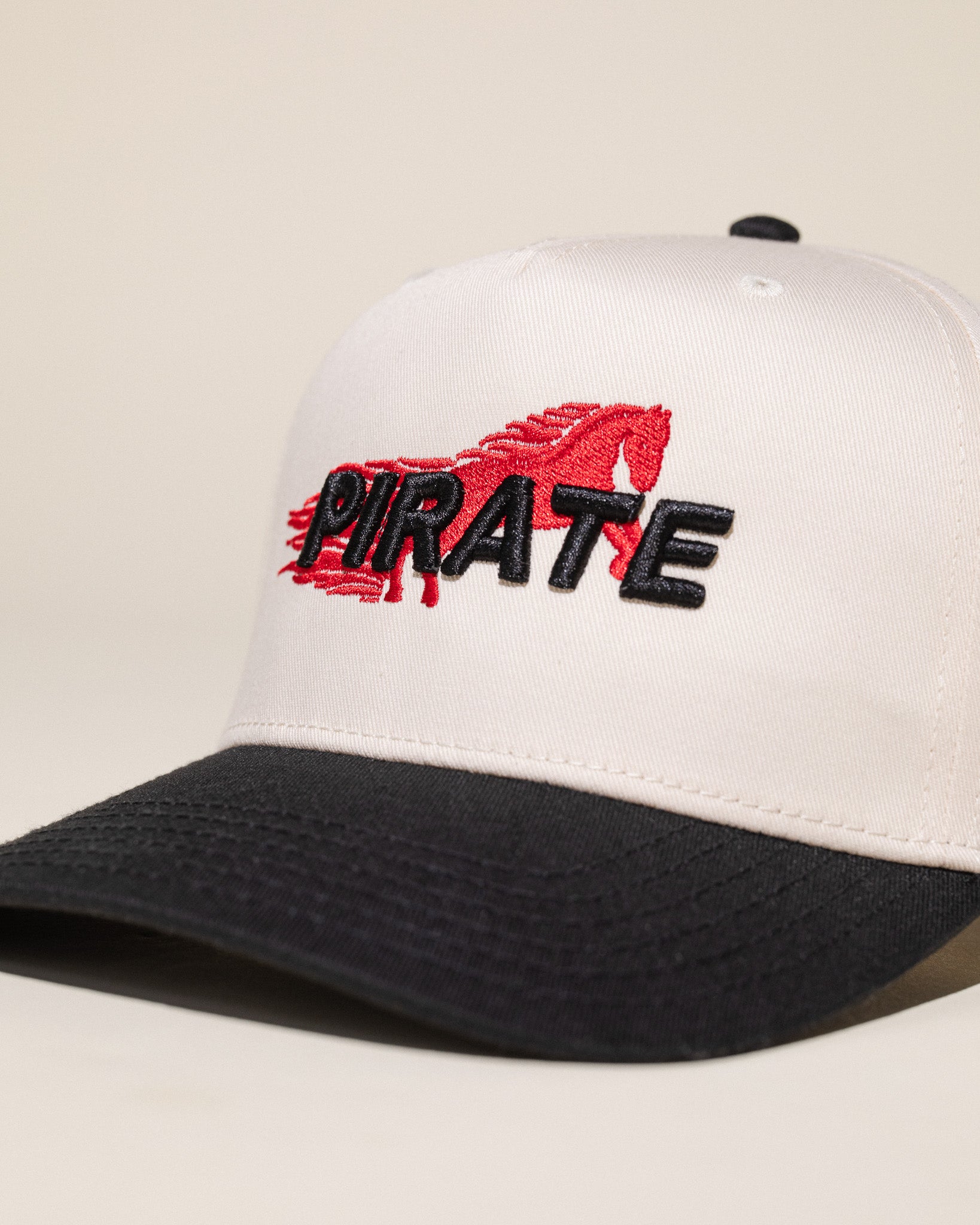 Pirate Branded Derby Hat (Cream/Black)