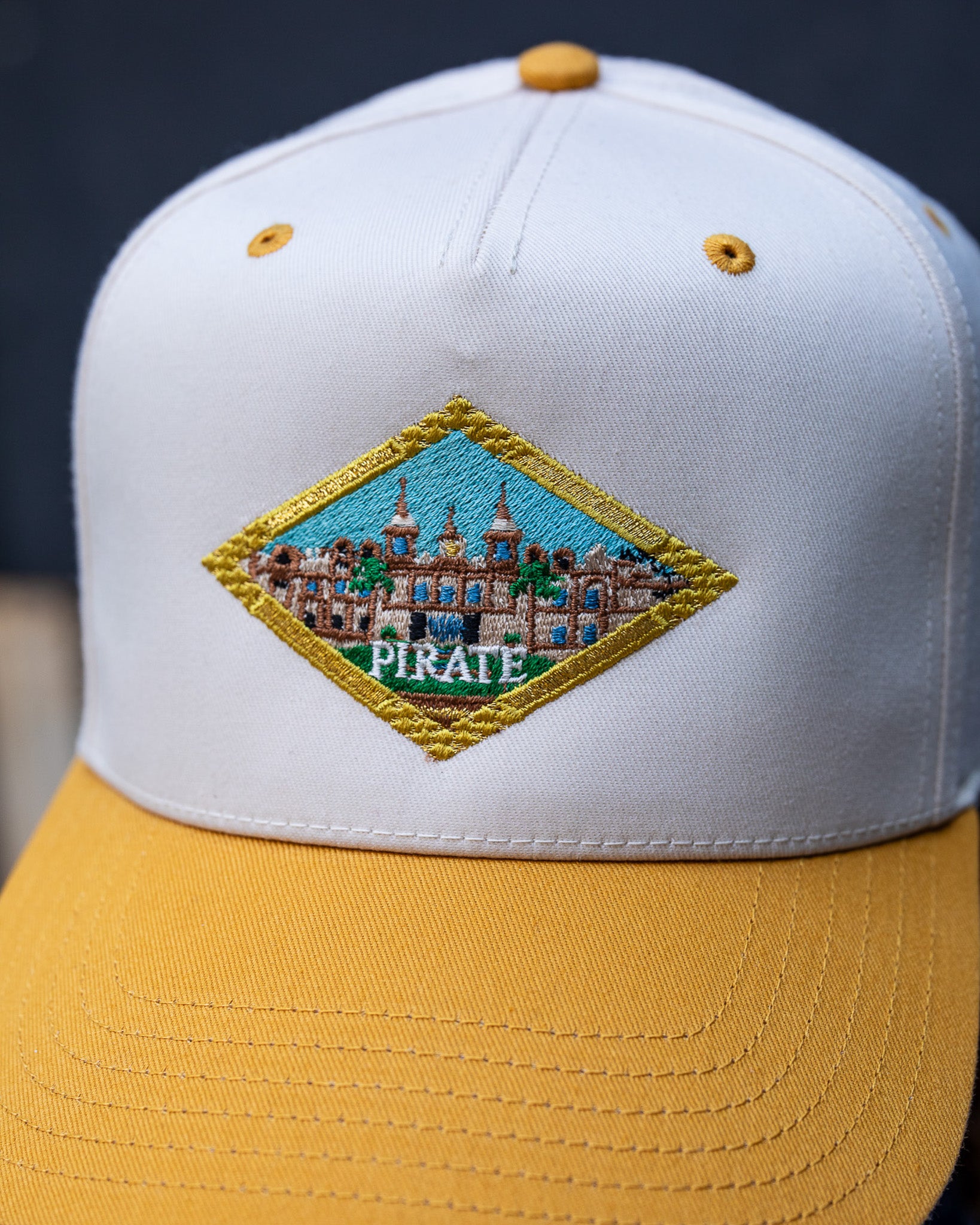 Pirate Diamond Castle Hat (Cream/Canary Yellow)
