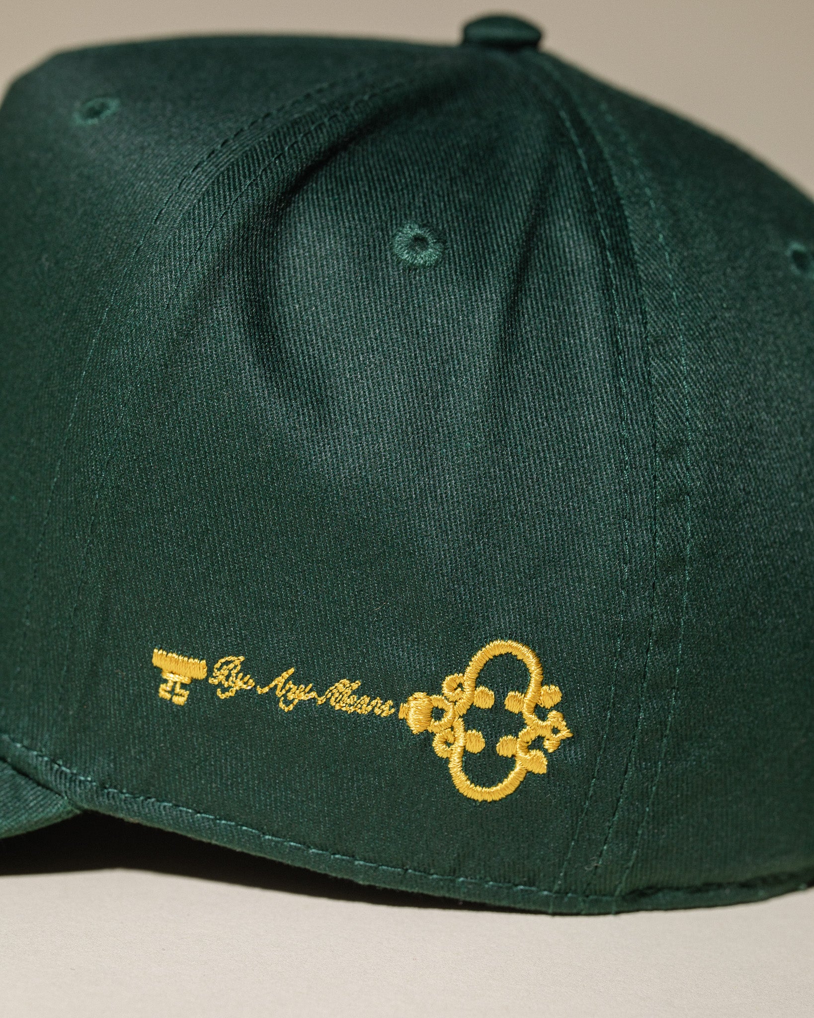 Pirate Give Yourself Flowers Hat (Emerald Green)
