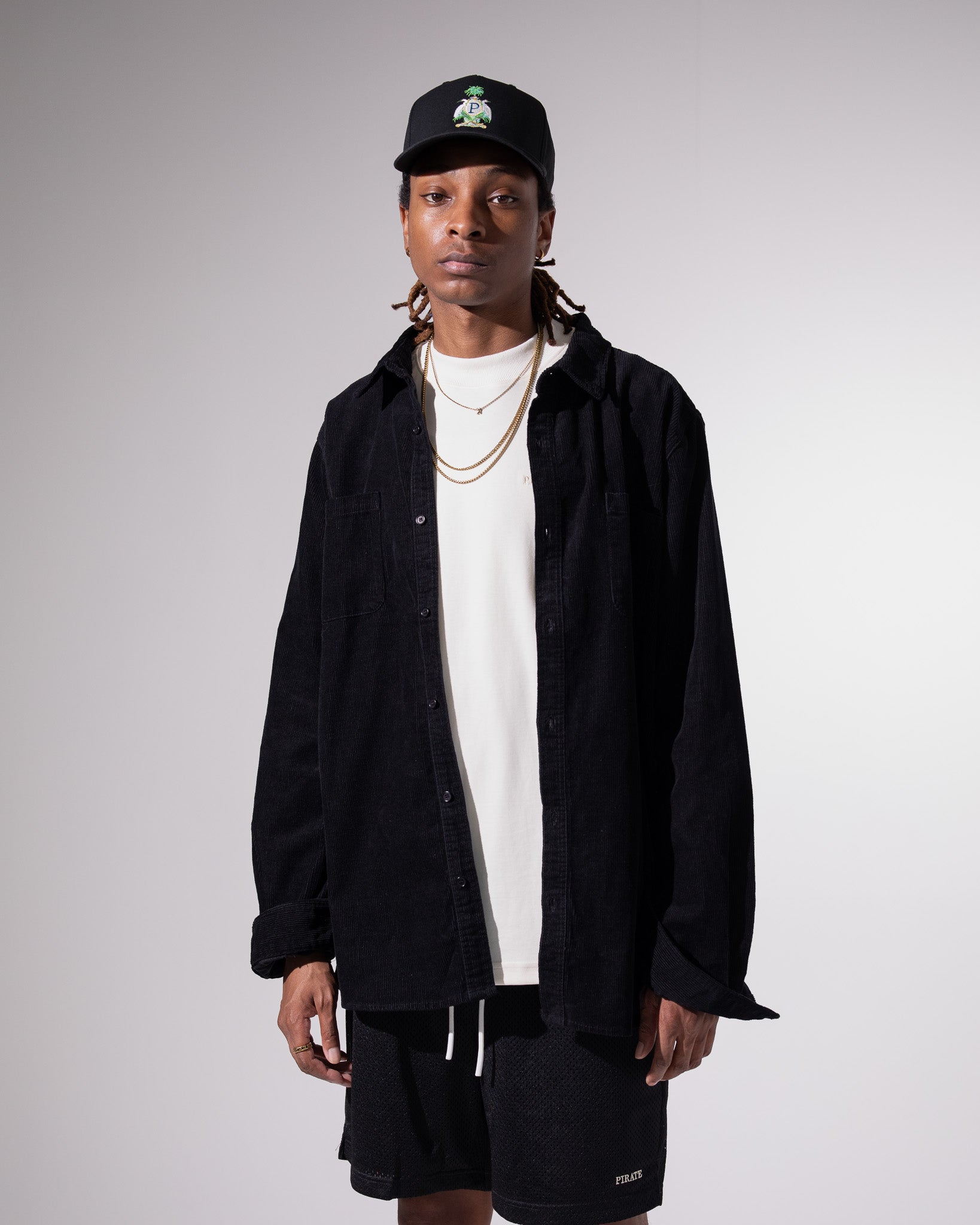 Pirate Heron Crest Hat (Pirate Black)