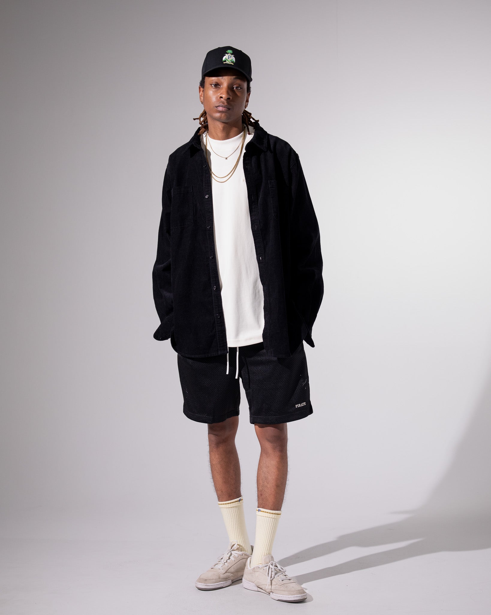 Pirate Heron Crest Hat (Pirate Black)