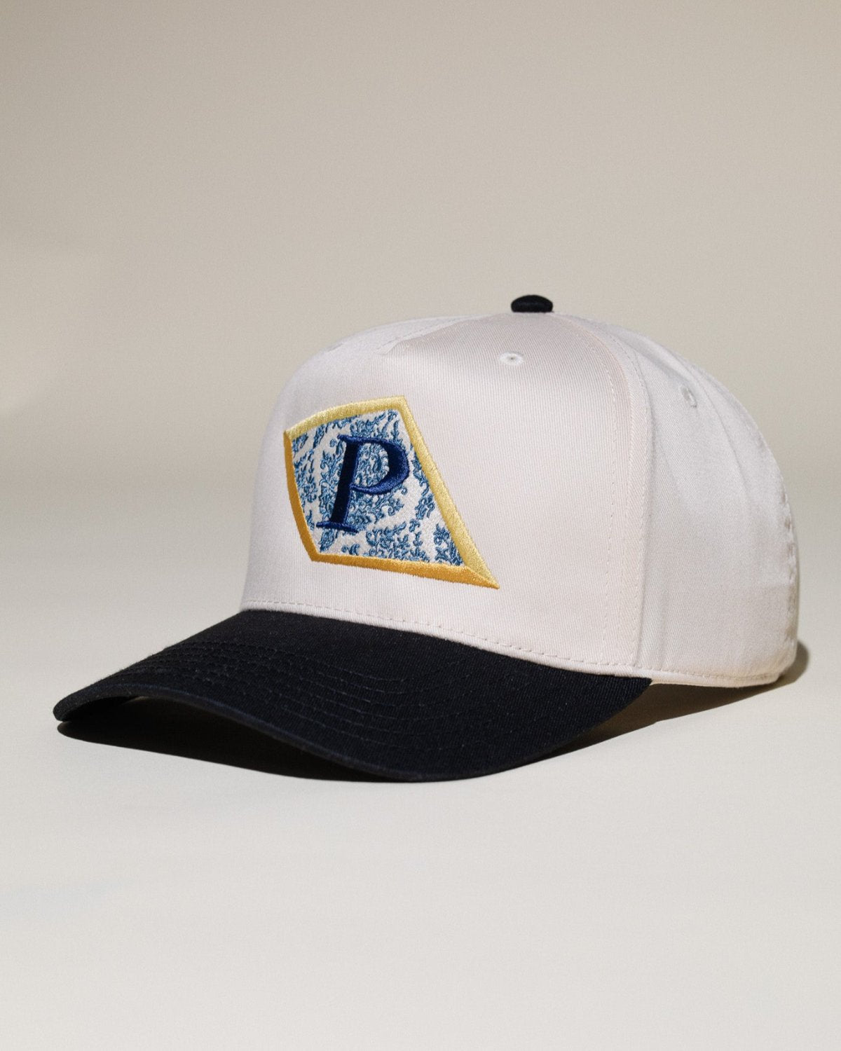 Pirate Floral P Hat (Cream/Black)