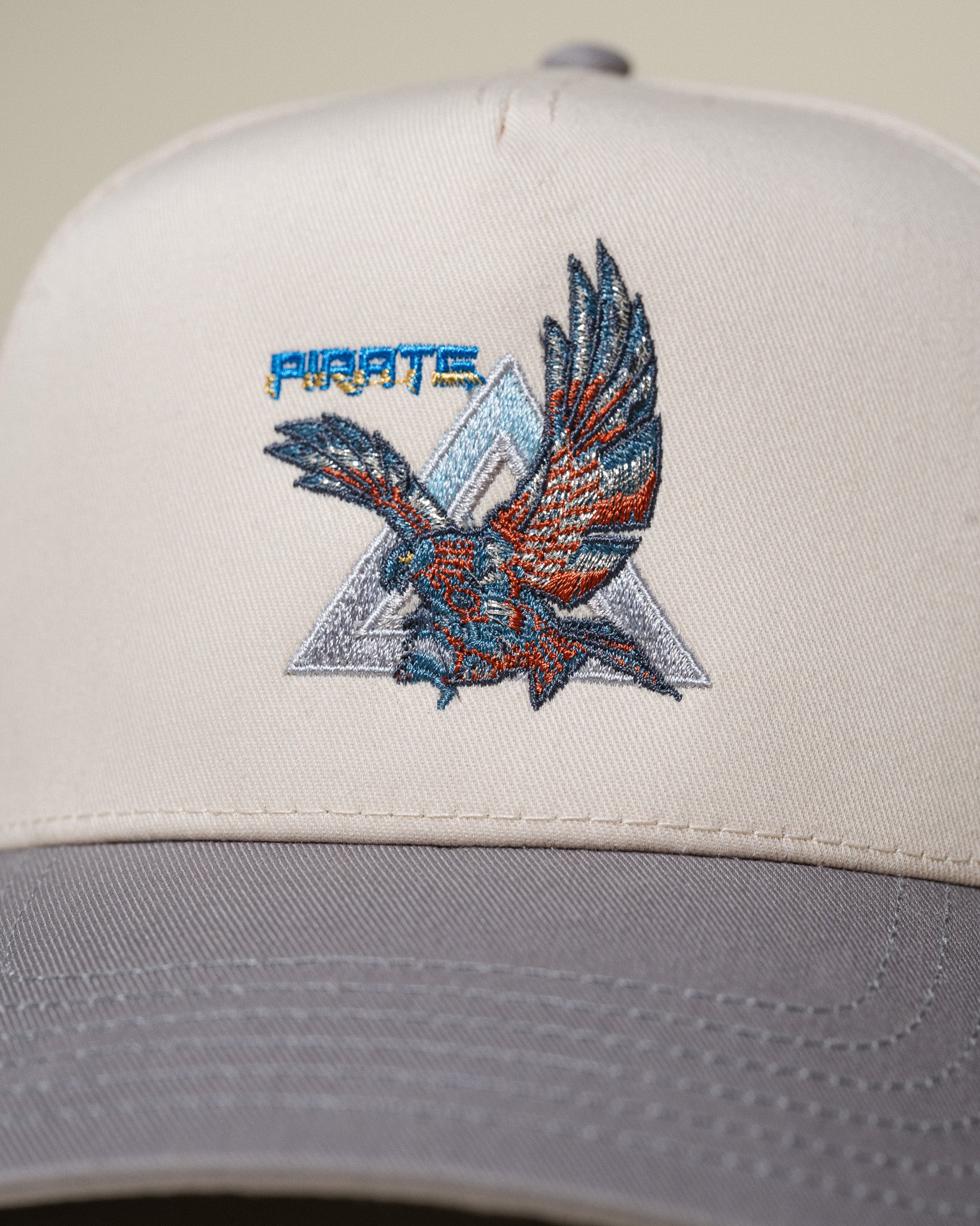 Pirate Falcon Hat (Cream/Grey)