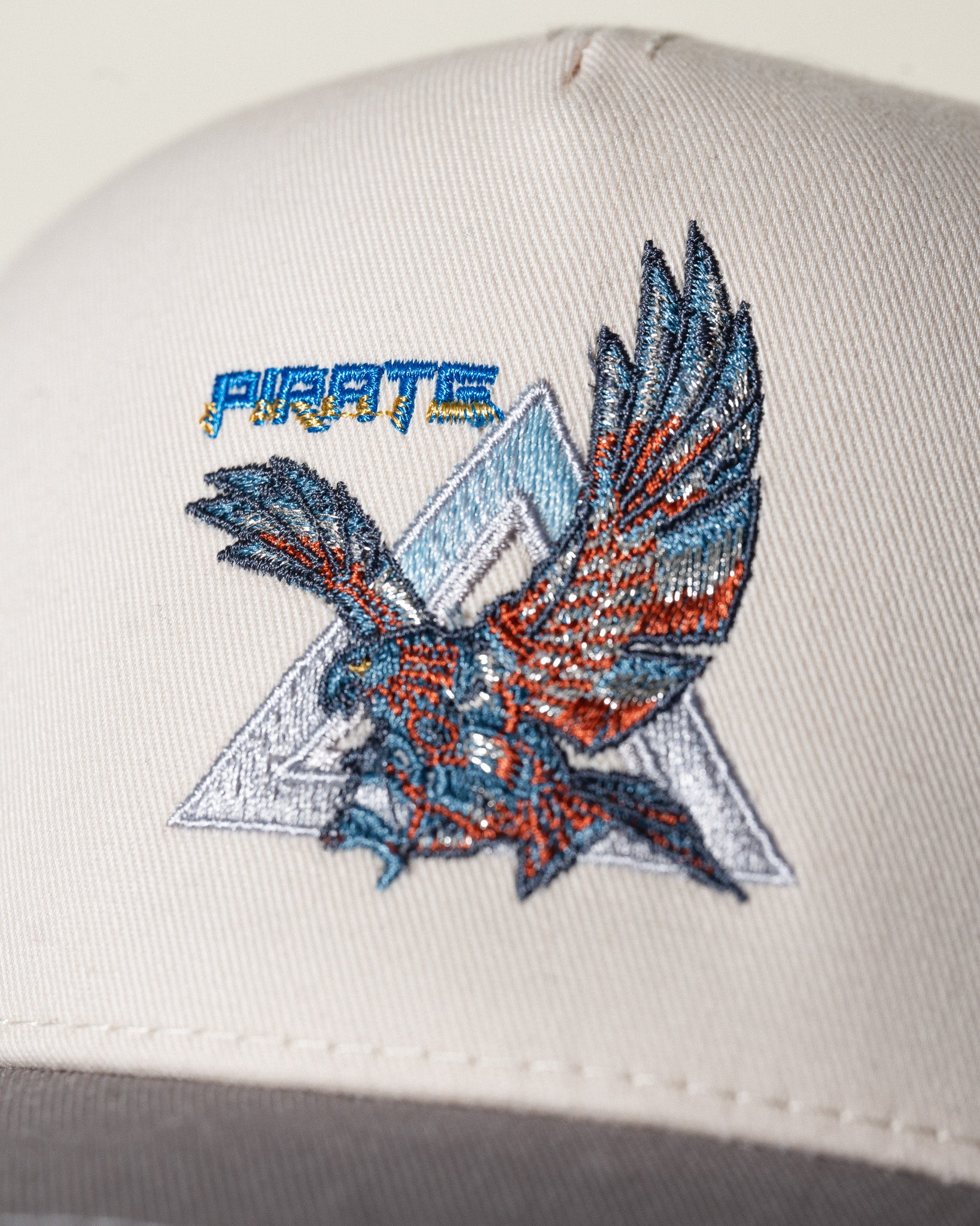 Pirate Falcon Hat (Cream/Grey)