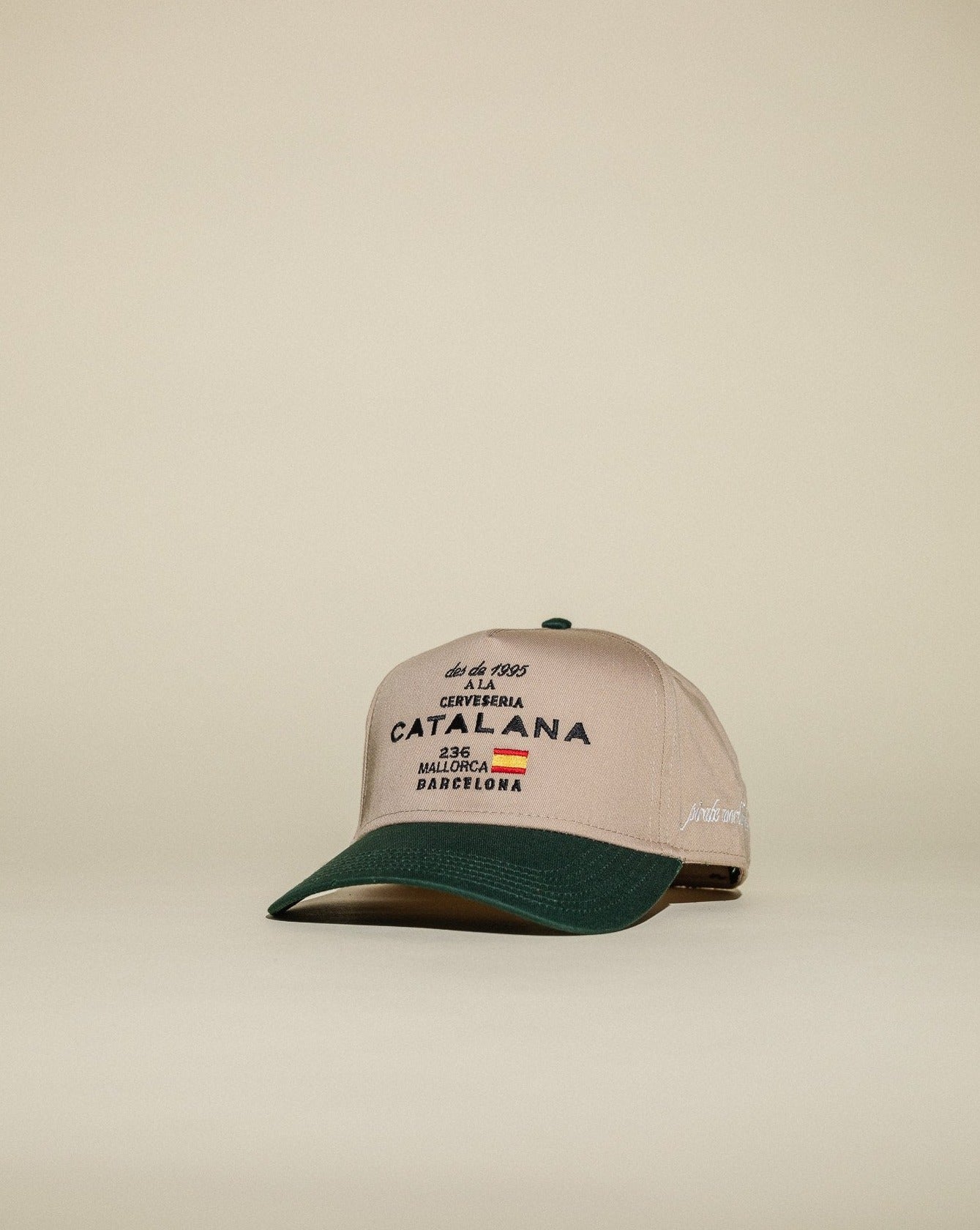 Pirate Barcelona Hat (Beige/Green)