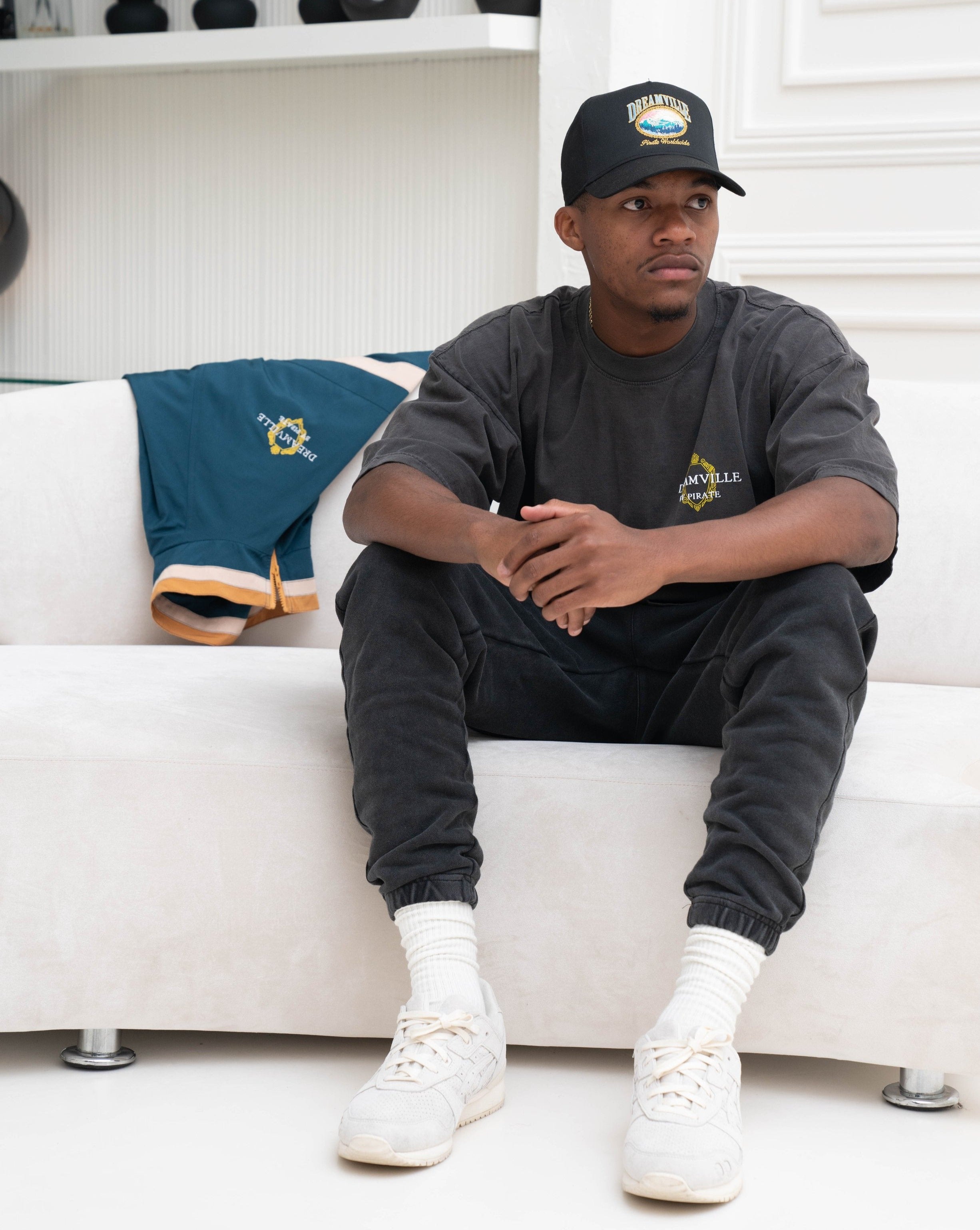 Dreamville by Pirate, Dreamville World Hat (Black)