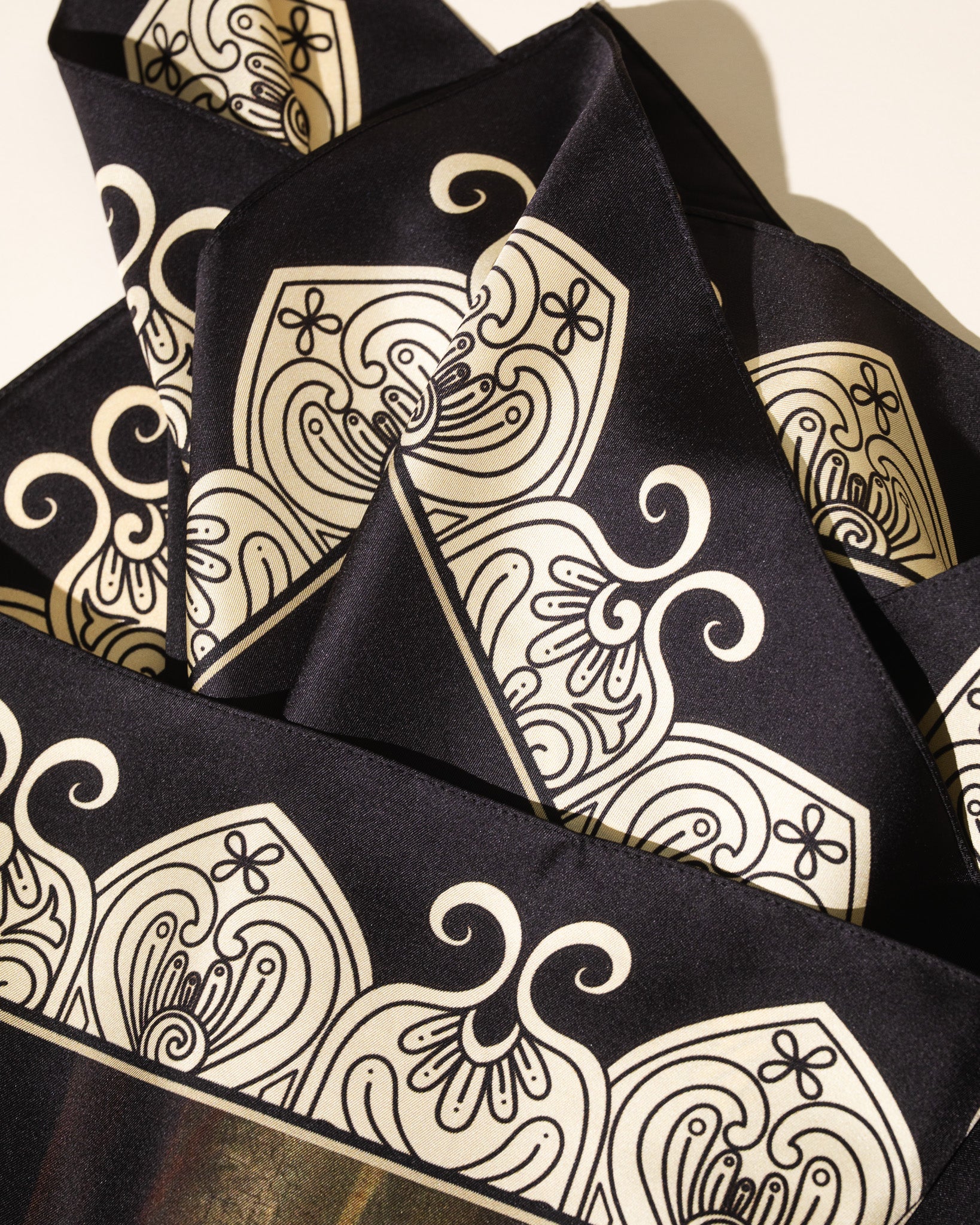 Getty Museum x Pirate Still Life Bandana (Oversized)