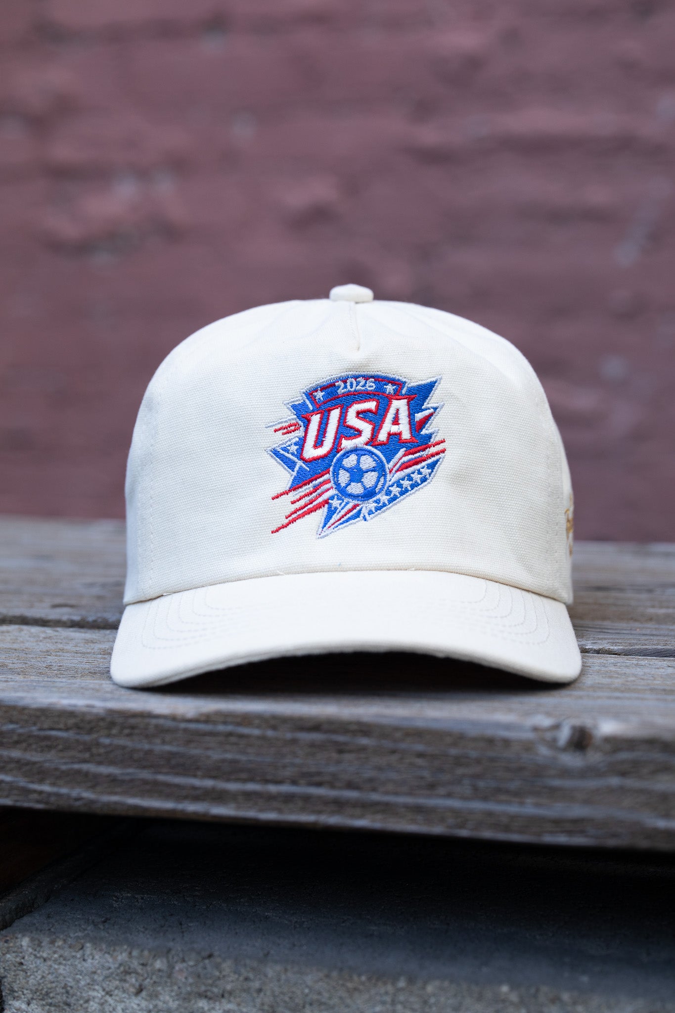 USA Crest Vintage Hat (Cream)