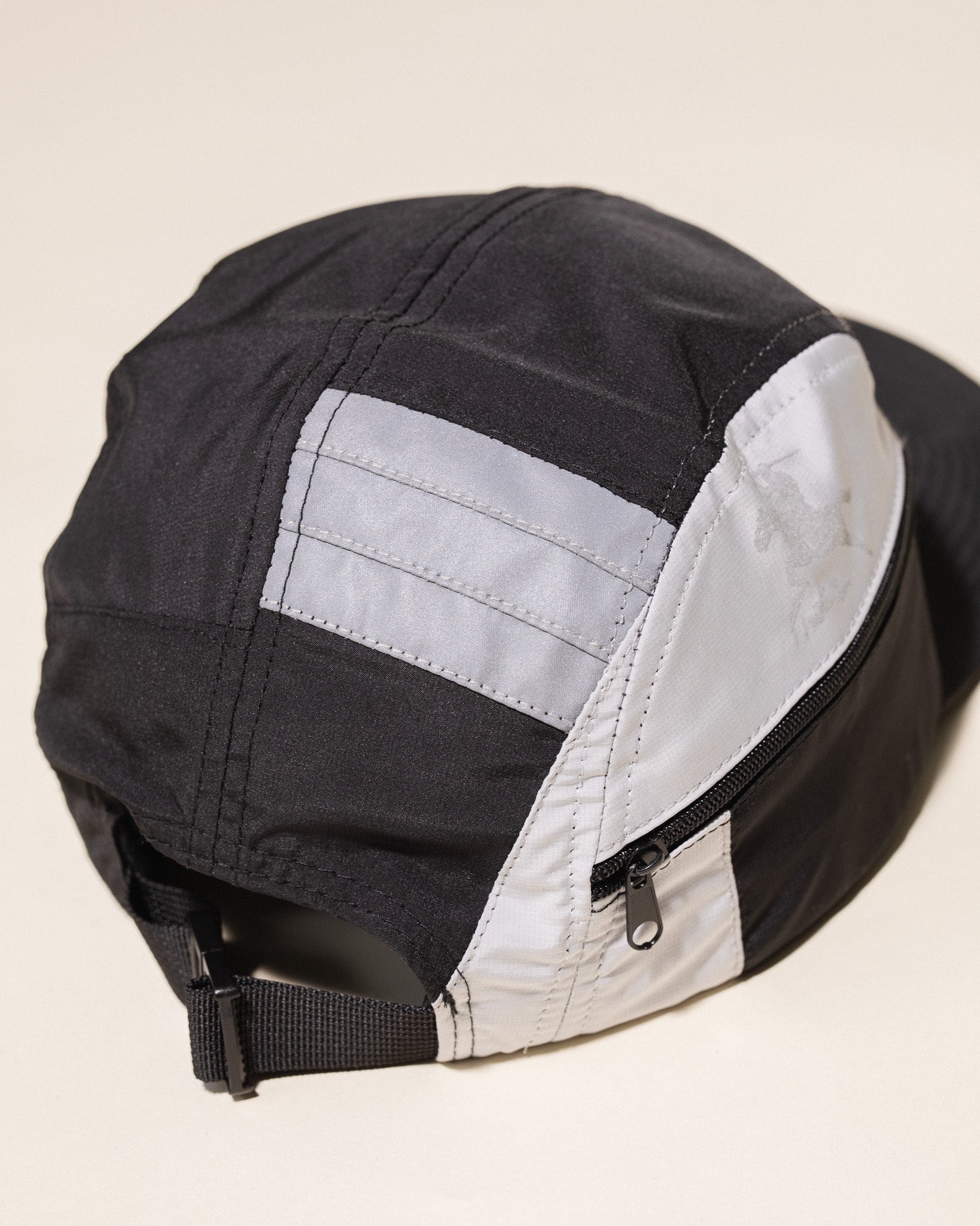 Recon Hat (Black/Silver)