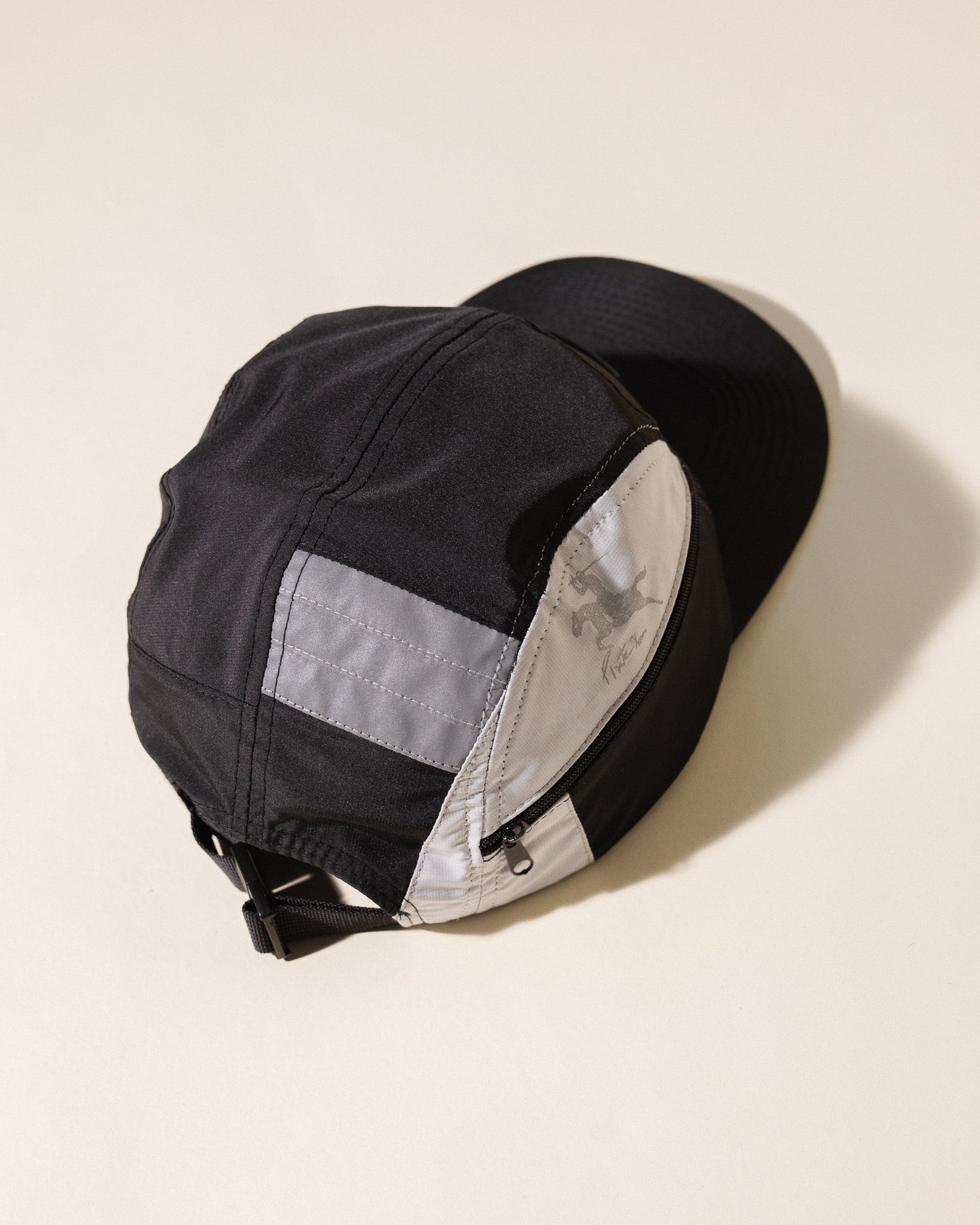 Recon Hat (Black/Silver)