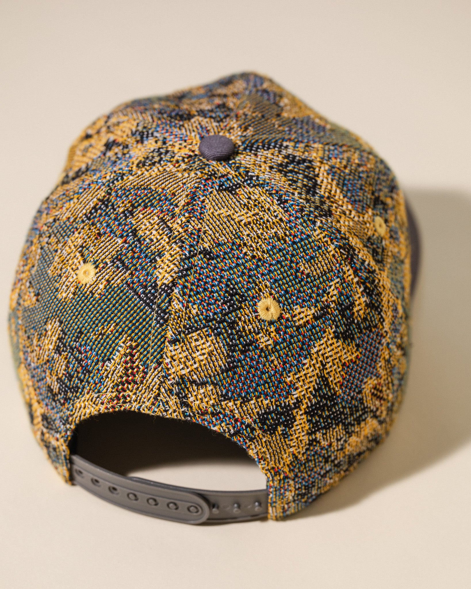 Woven Dreams PW Jacquard Hat (Multi-color)