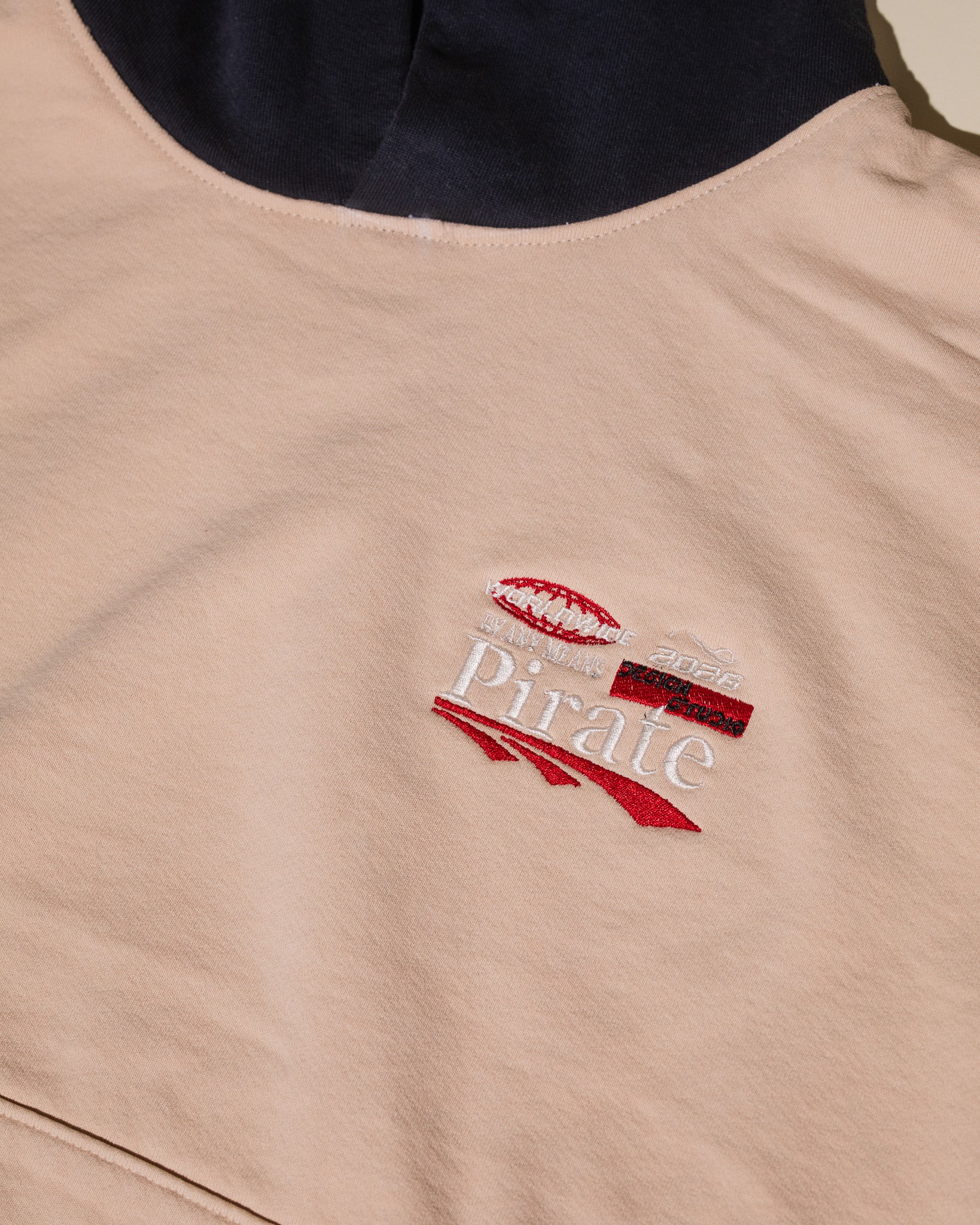 Pirate '26 Design Studio Colorblock HD (Cream/Black)