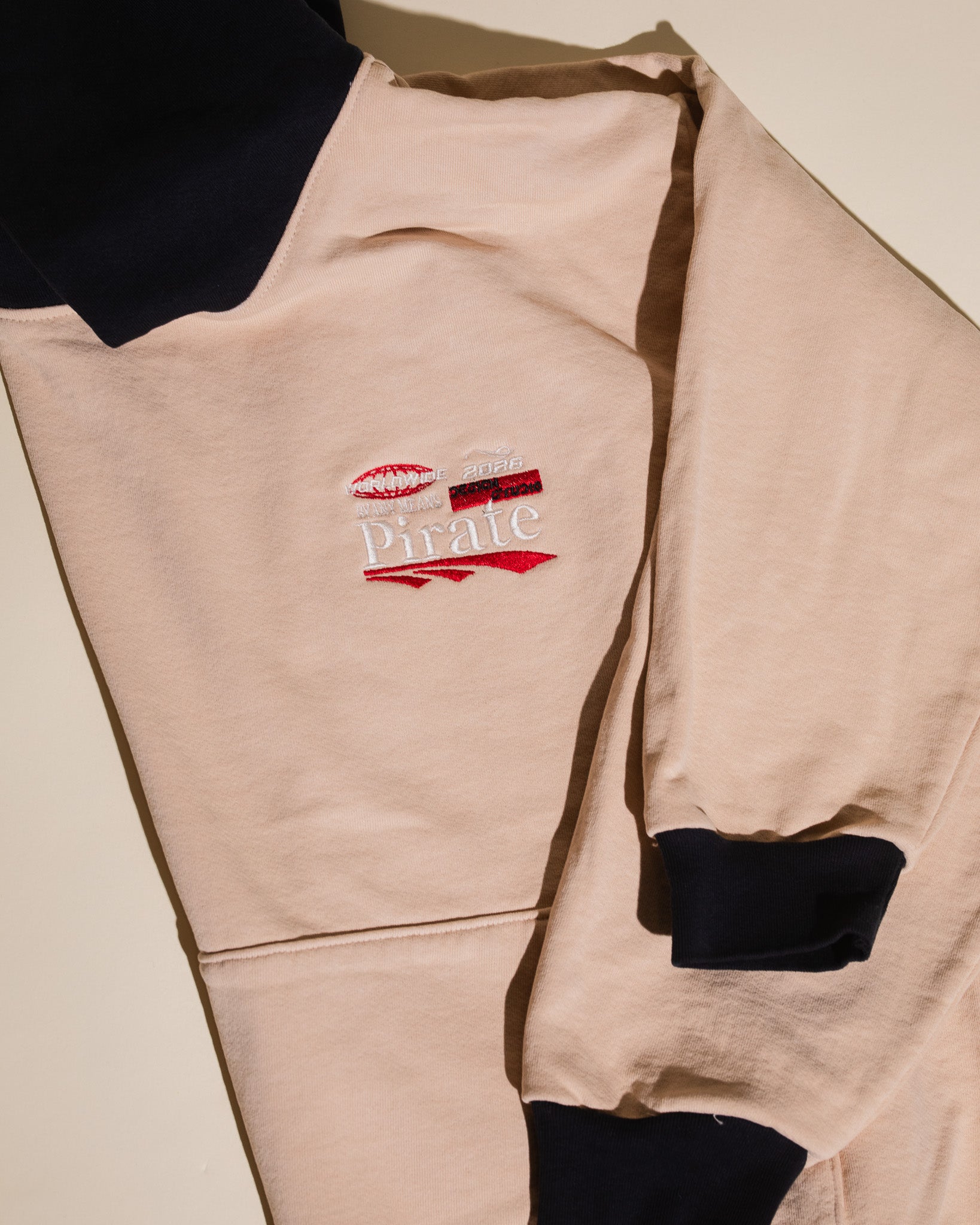 Pirate '26 Design Studio Colorblock HD (Cream/Black)