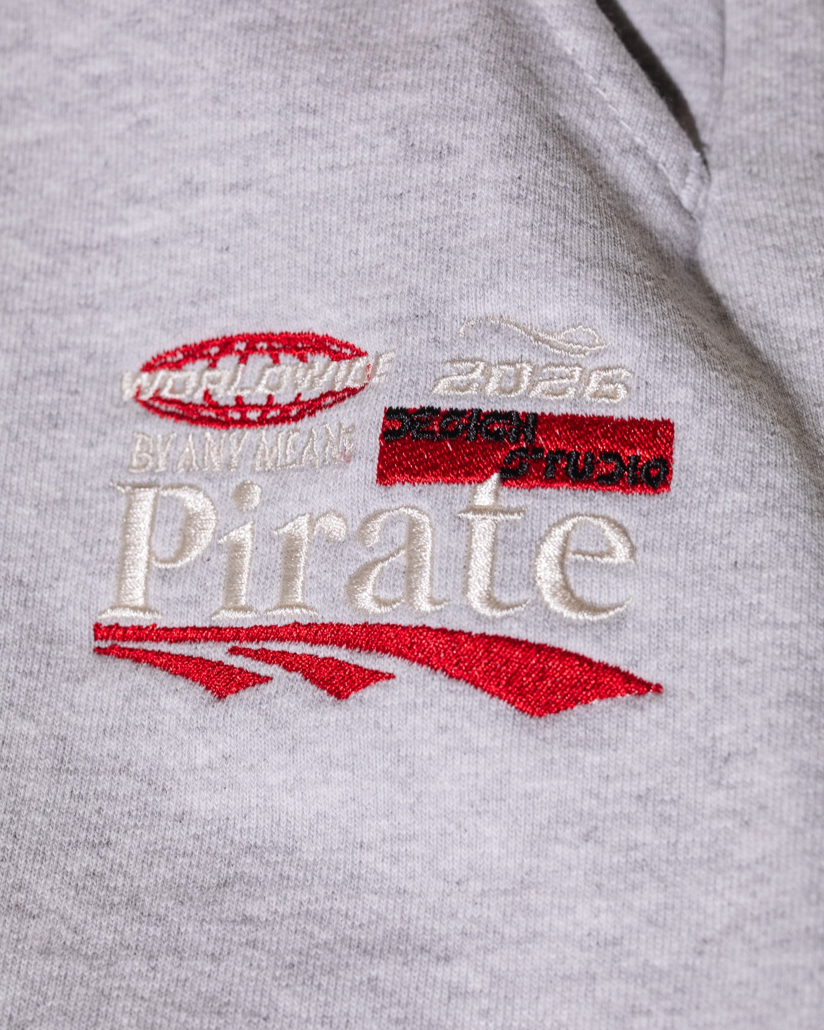 Pirate '26 Design Studio 3/4 Sweatshort (Grey)
