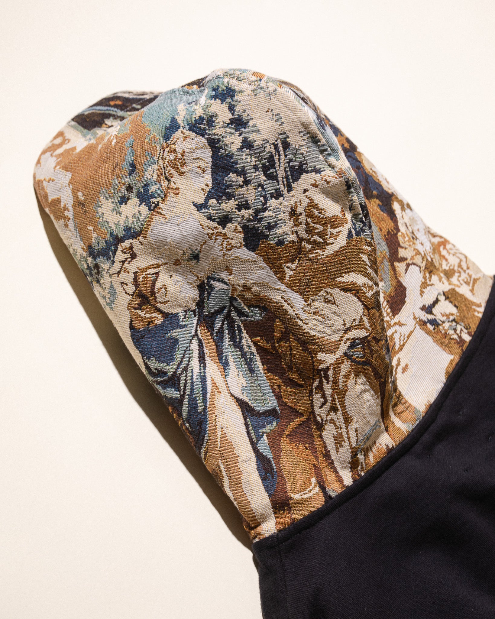 Getty x Pirate Psyche at the Basketmakers Jacquard Tapestry Hoodie (Pirate Black)