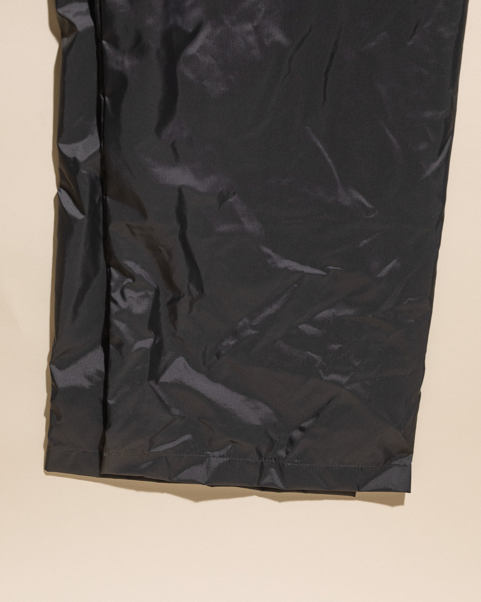 Metal Teeth Nylon Pant (Charcoal)