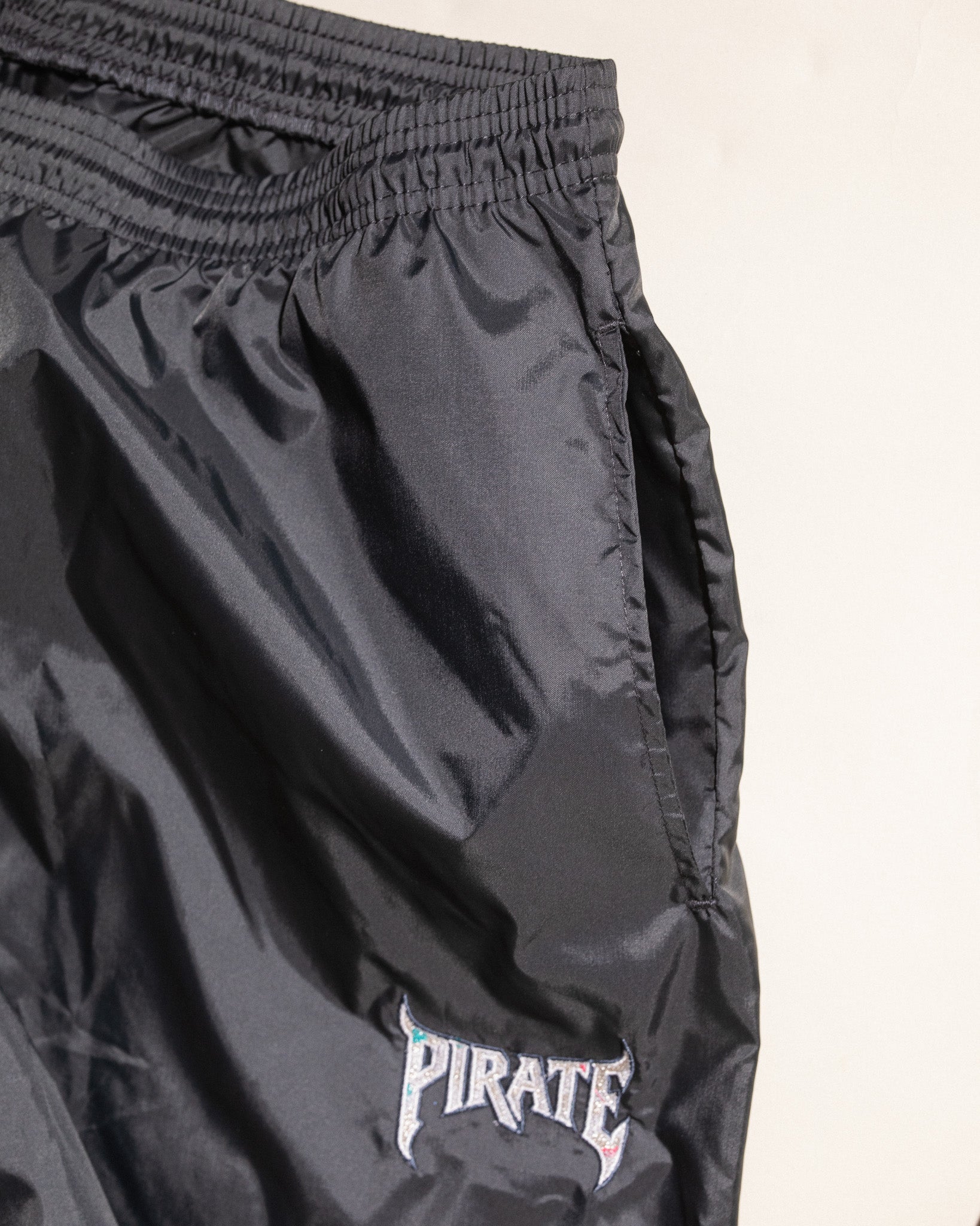 Metal Teeth Nylon Pant (Charcoal)