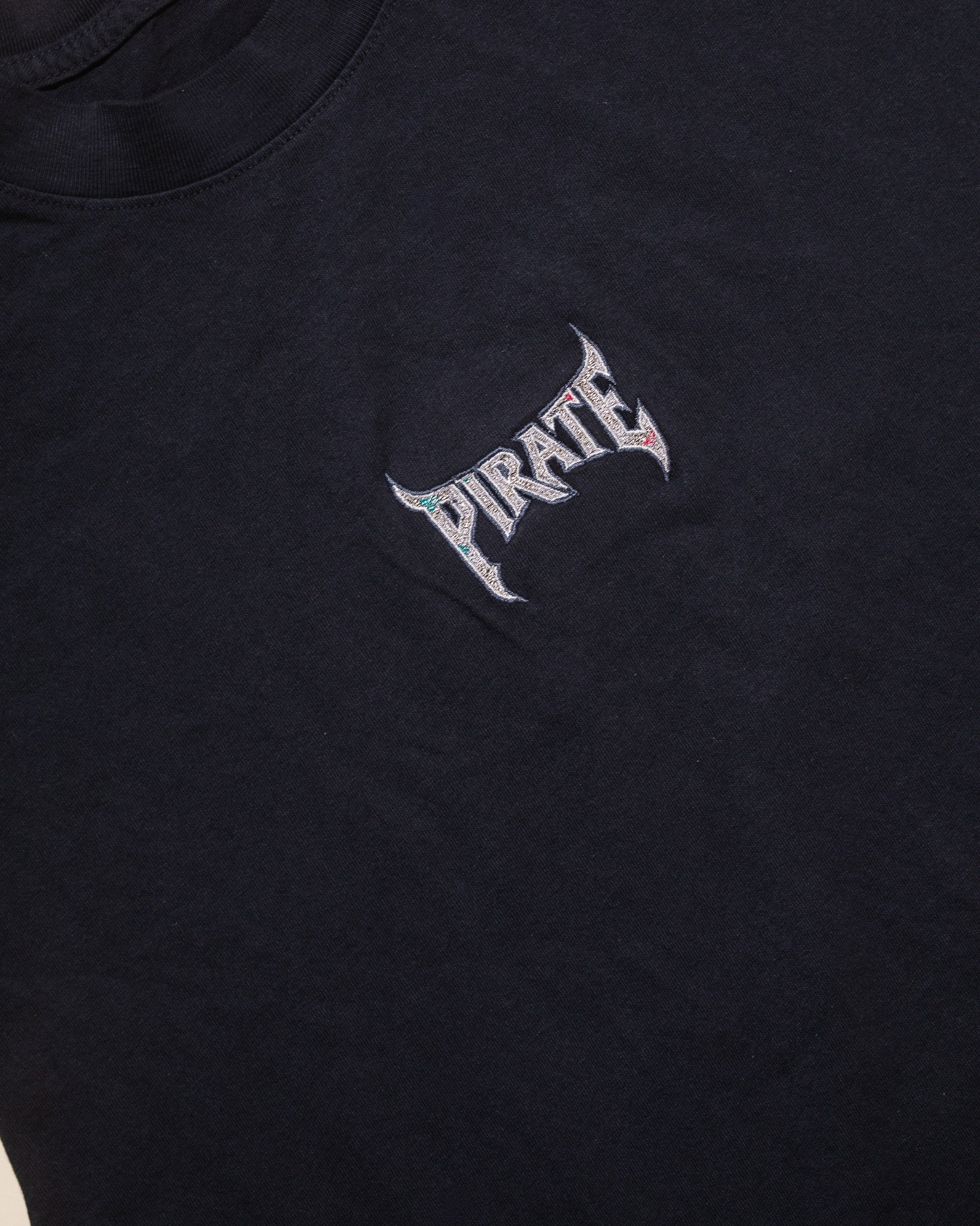 Metal Pirate Embroidery Sleeveless Tee (Black)
