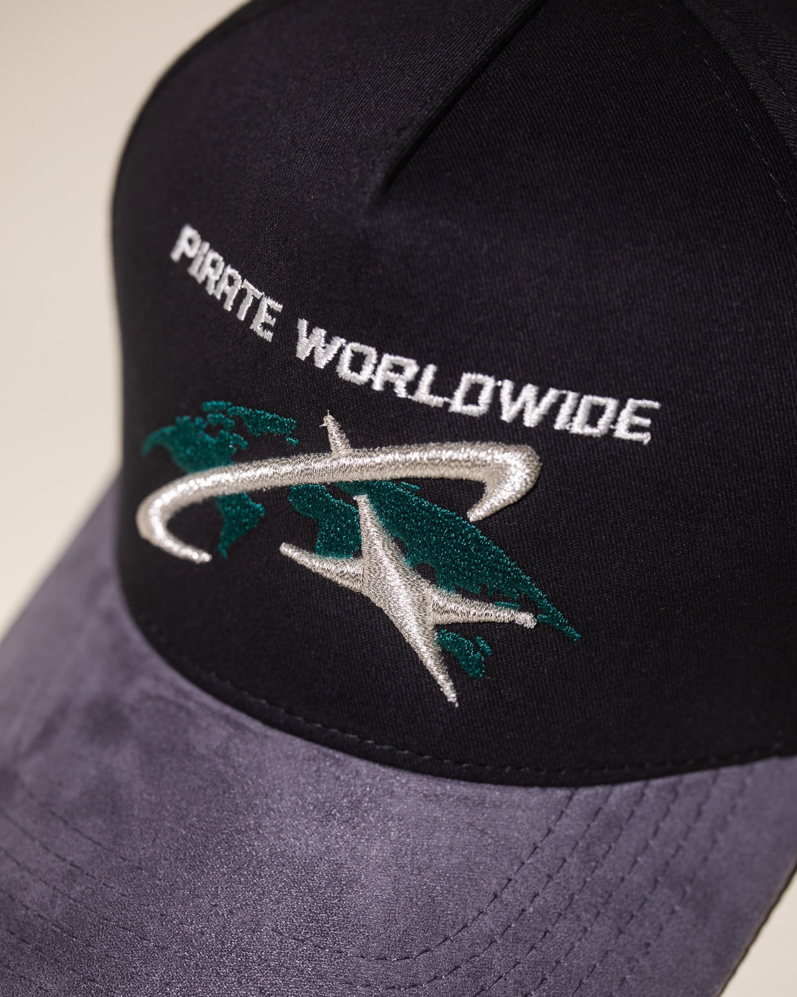 Pirate Chrome Meridian Hat (Black/Grey)