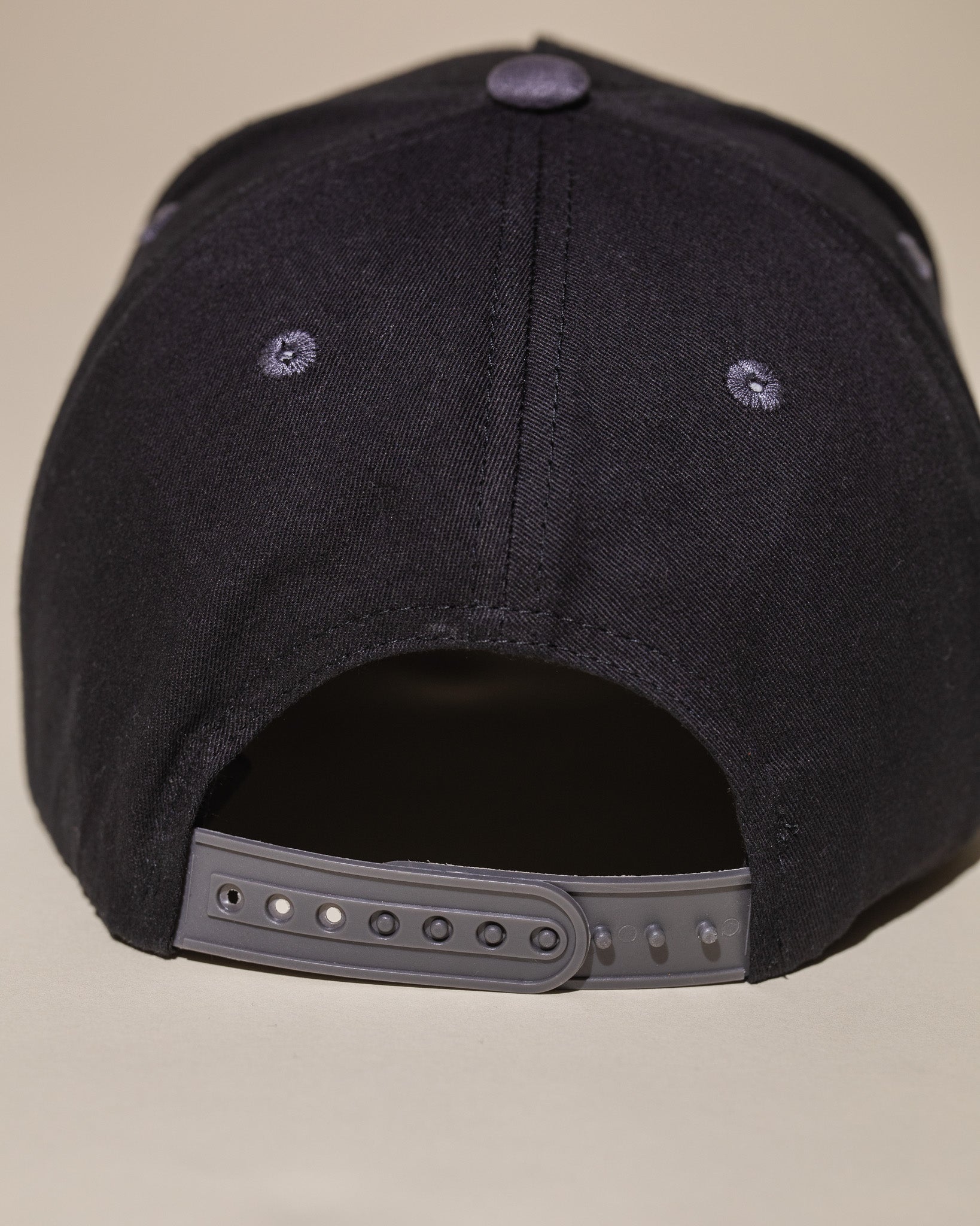 Pirate Chrome Meridian Hat (Black/Grey)