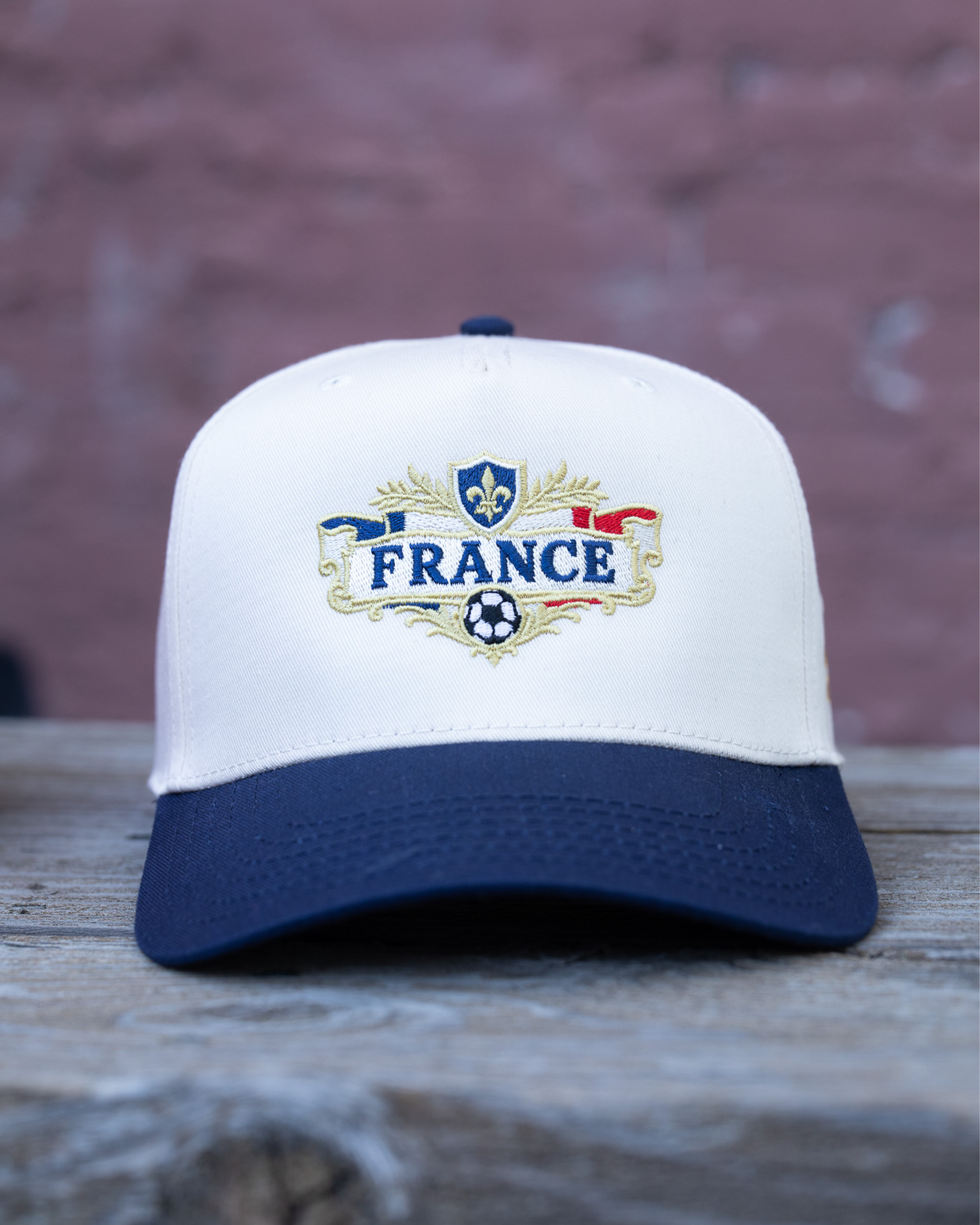 France Crest Hat (Cream/Navy)