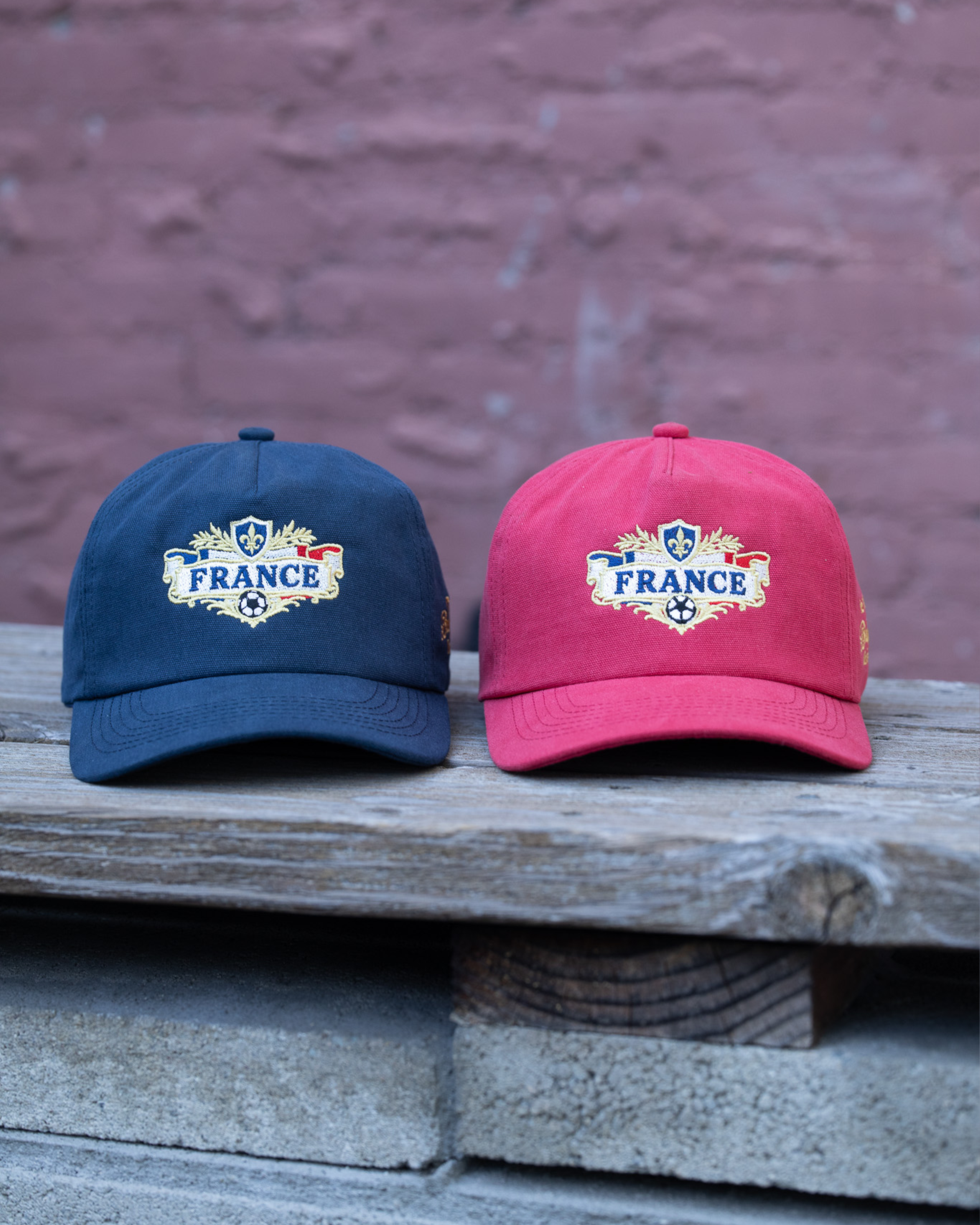 France Crest Vintage Hat (Navy)