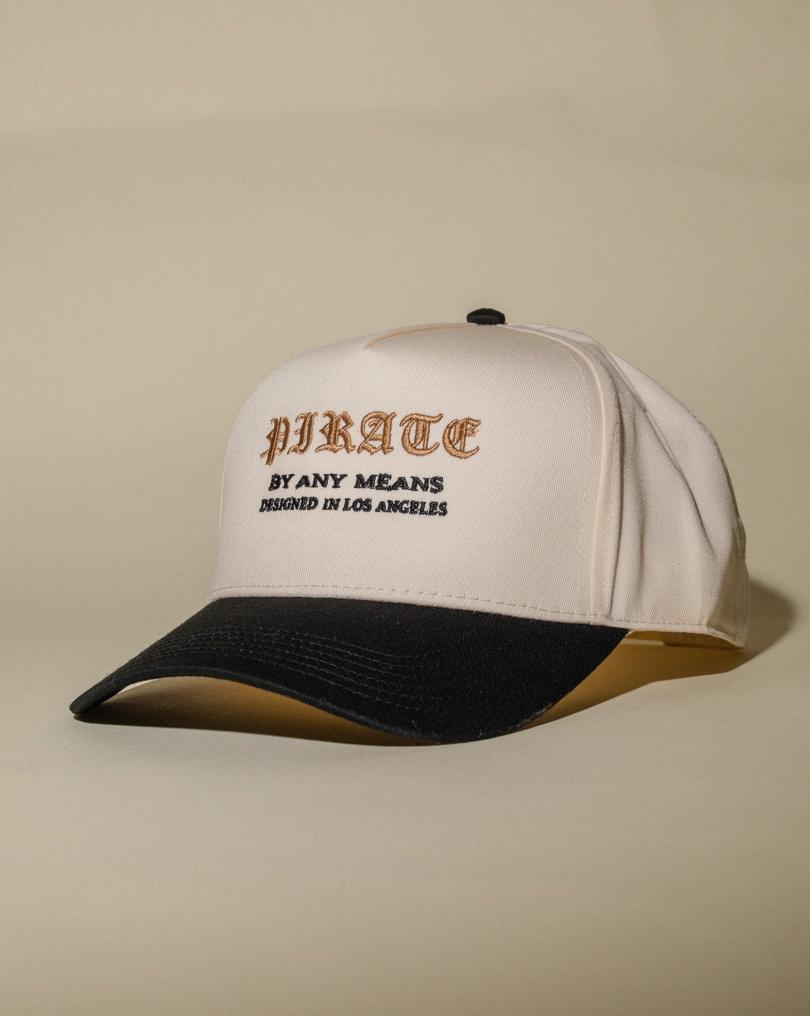 Pirate Old English Hat (Cream/Black)