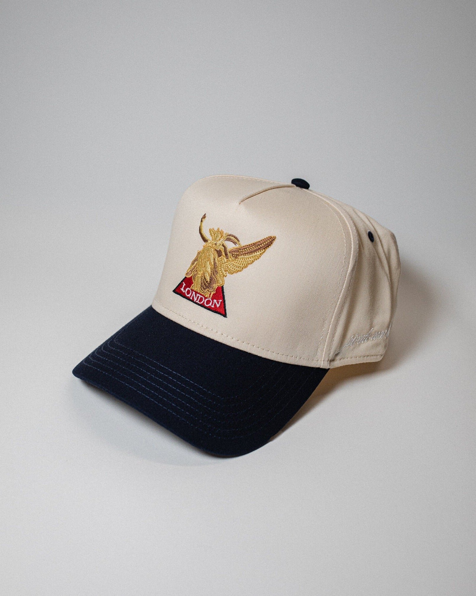 Pirate London Hat (Cream/Navy)