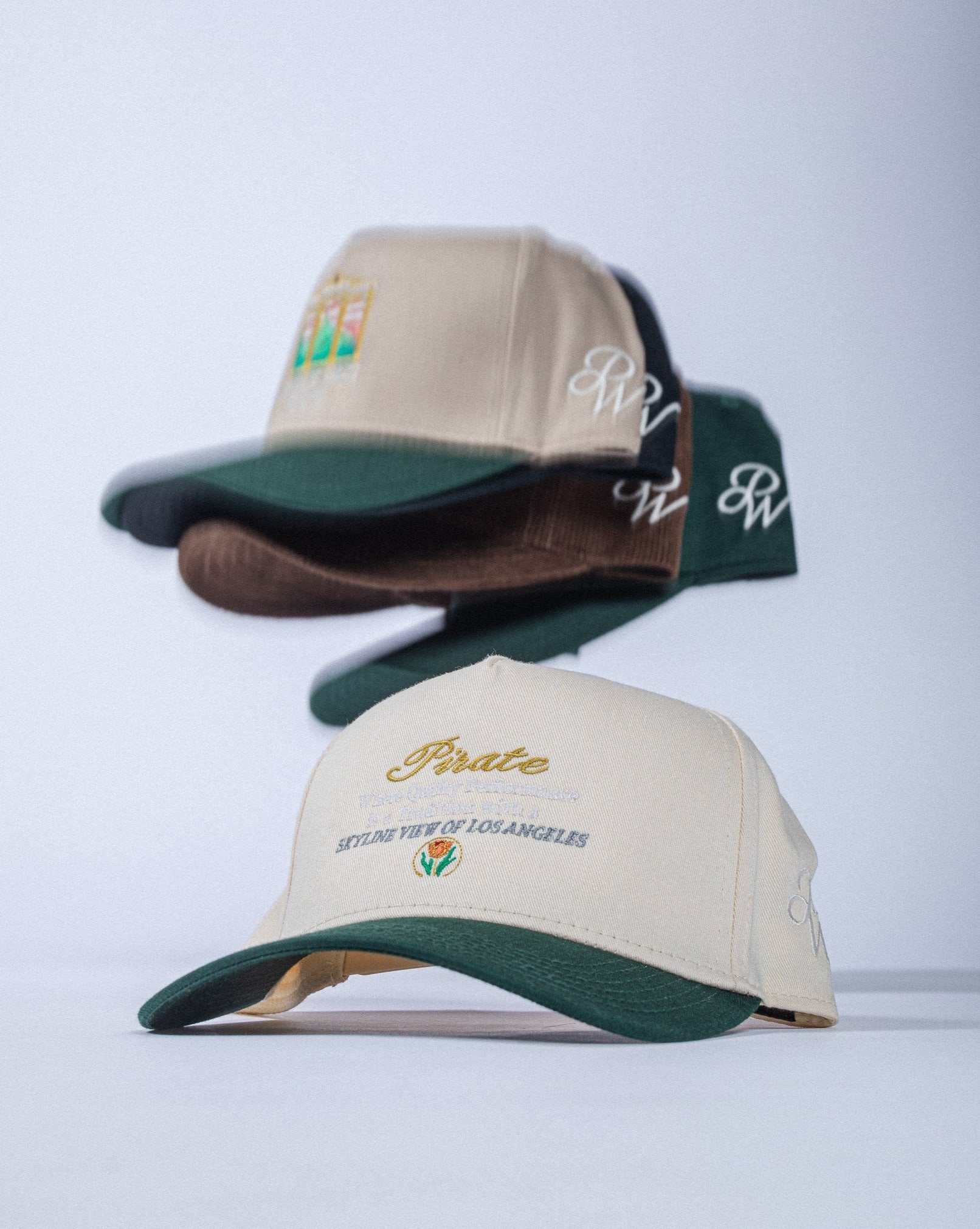 Pirate Skyline View Hat (Cream/Green)