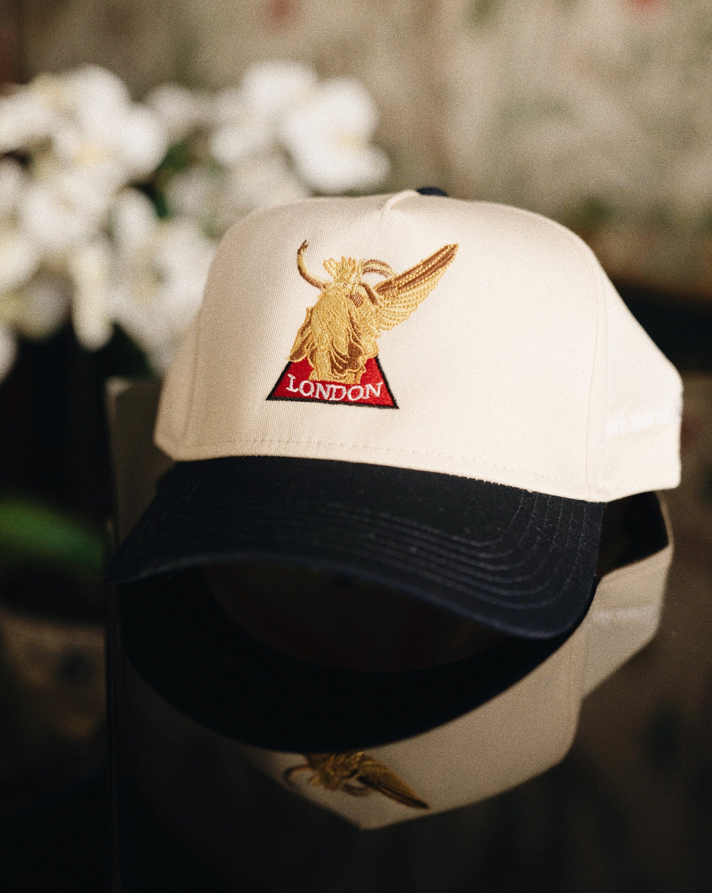 Pirate London Hat (Cream/Navy)